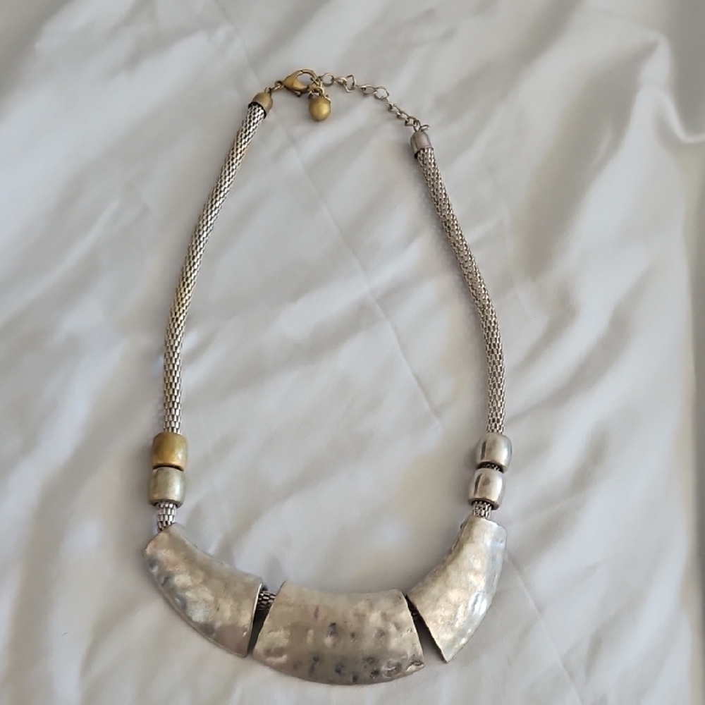 Elegant Silver and Gold Necklace